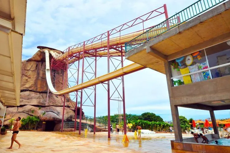 Appartamento Diroma Piazza - Acqua Park, Slide E Splash Caldas Novas